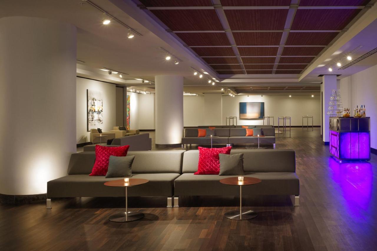 Jw Marriott Houston Downtown Hotell Exteriör bild