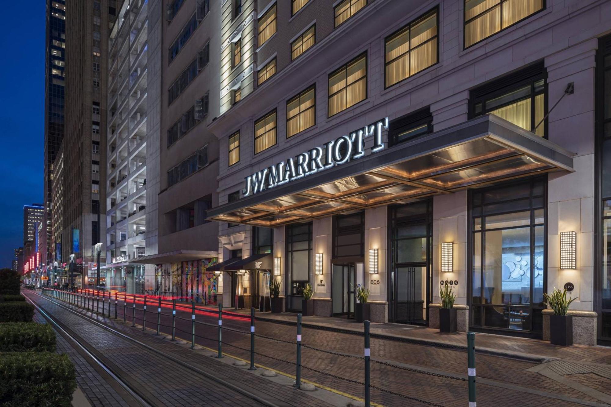 Jw Marriott Houston Downtown Hotell Exteriör bild