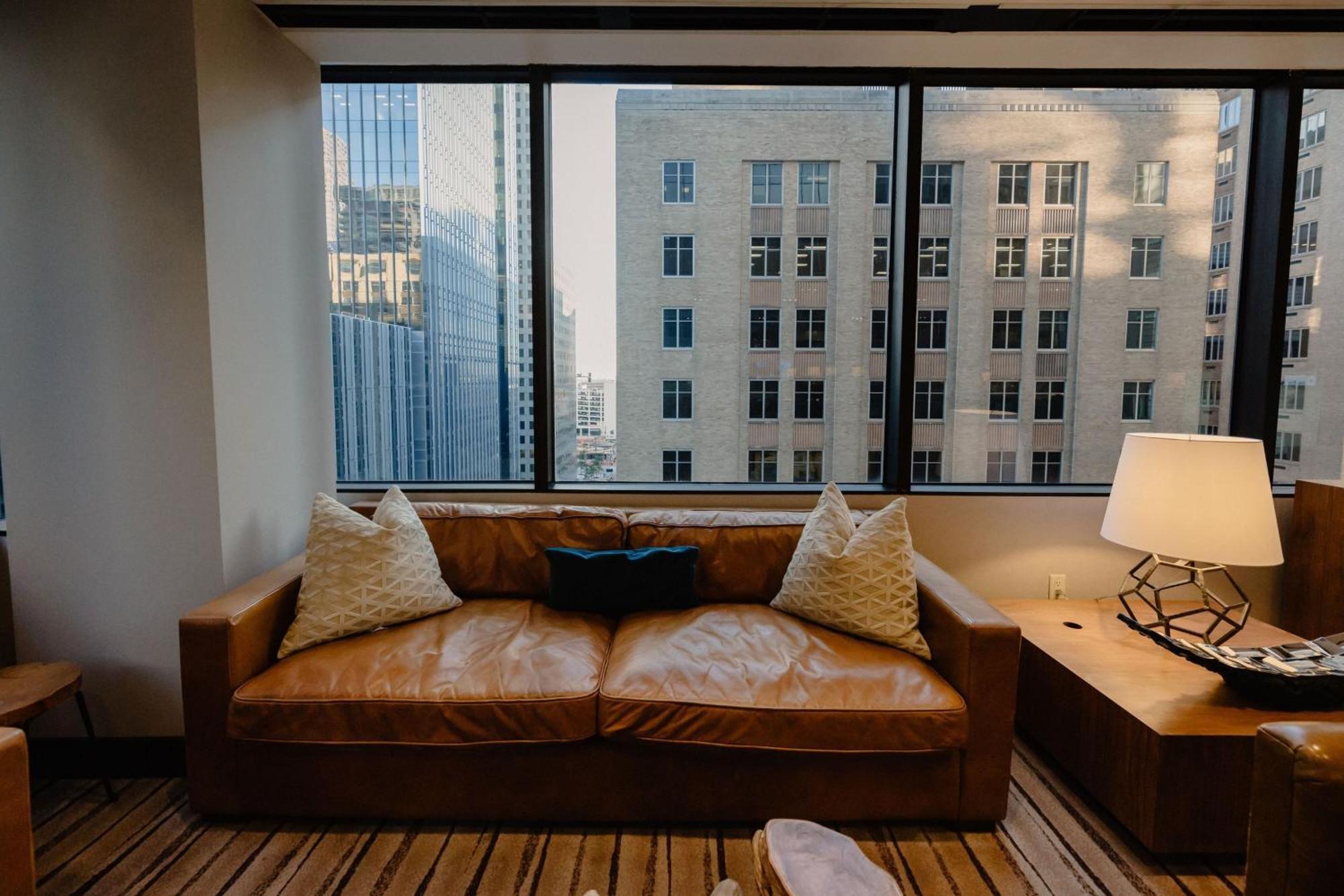 Jw Marriott Houston Downtown Hotell Exteriör bild