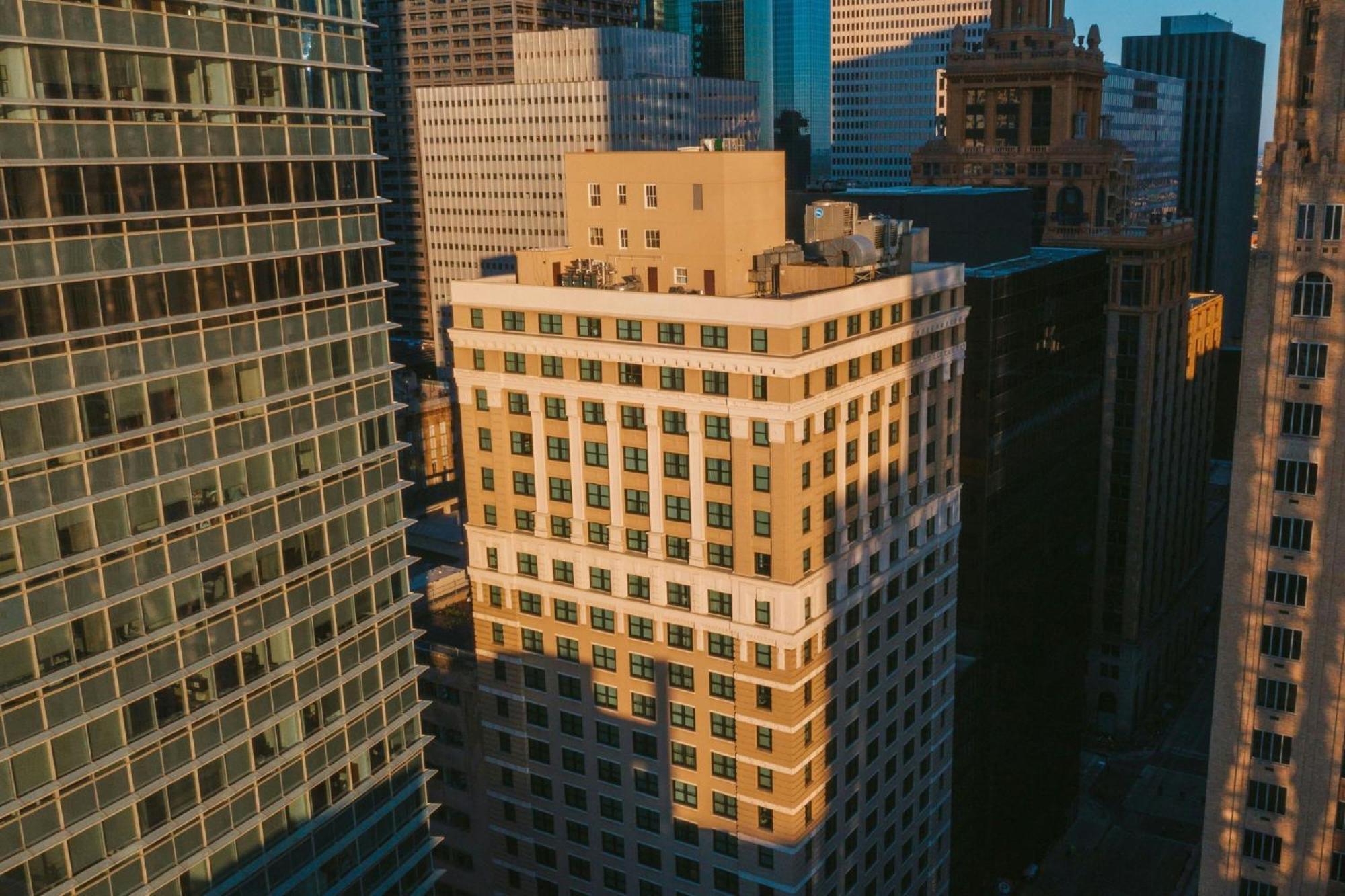 Jw Marriott Houston Downtown Hotell Exteriör bild